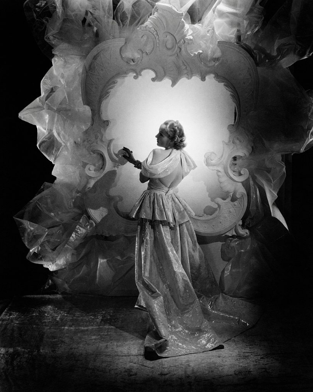 #13 Carole Lombard, 1930.
