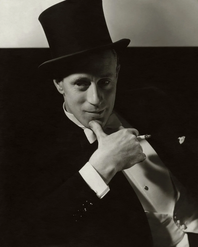 #28 Leslie Howard, 1934.