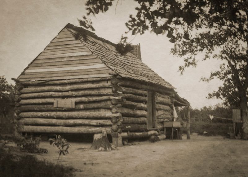 #30 Log cabin, Greenville, Texas