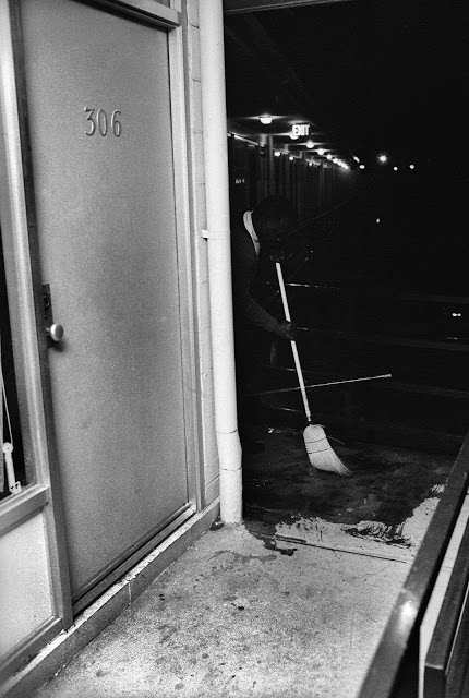 Outside of room 306, Theatrice Bailey, the brother of the Lorraine Motel’s owner, cleans blood from the balcony. “There was no friction with the people there at the Lorraine,” Groskinsky recalled, “even though here was this white man with a camera on the scene.”