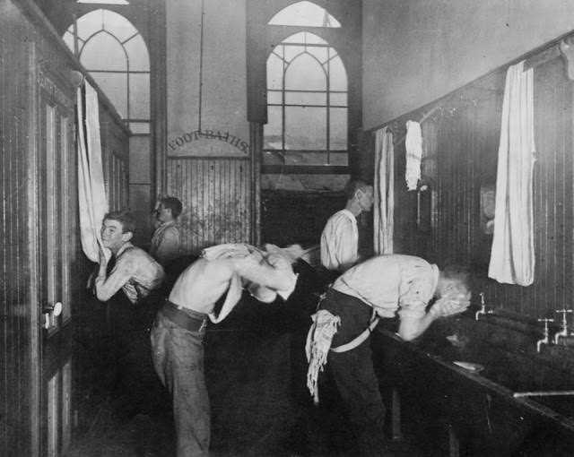 #35 Getting ready for supper in the newsboys’ lodging-house