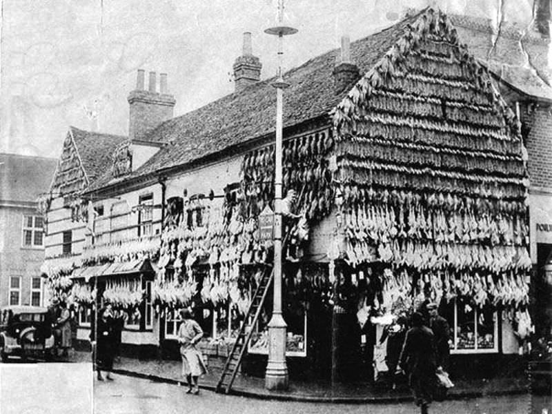 Butchers Shops Of Victorian Era: Photos Show Slaughtered Animals Hung Outside The Shops Weird