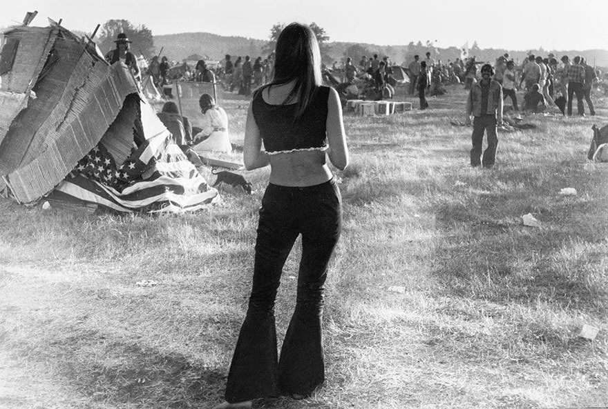 #17 Woodstock Women Fashion