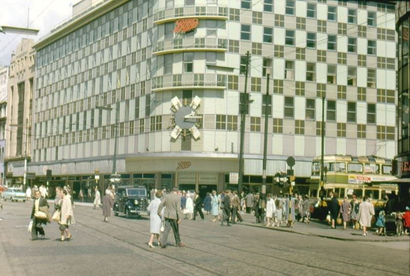 #13 Boots store, junction of Jamaica Street and Argyle Street, 1961