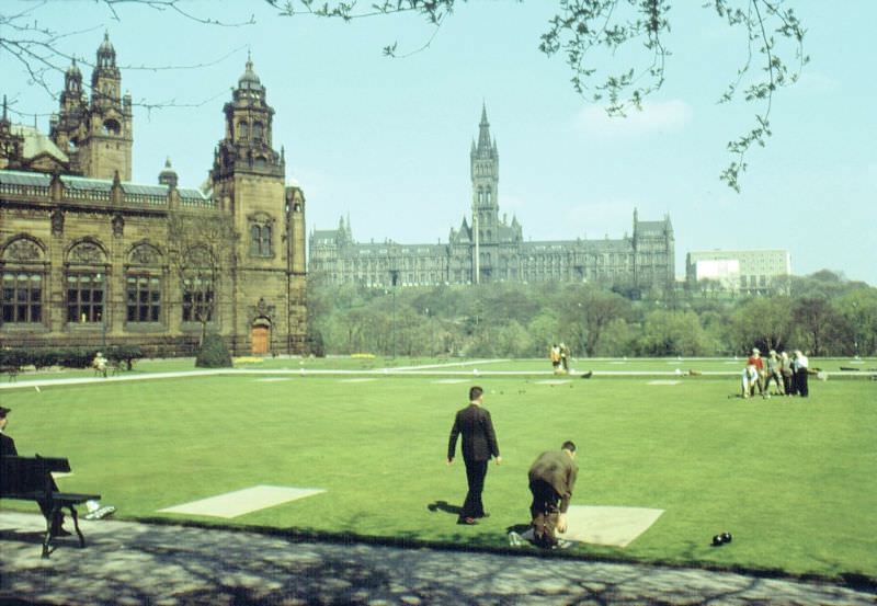 Bowling Green, Kelvingrove Art Gallery &; The University, 1961