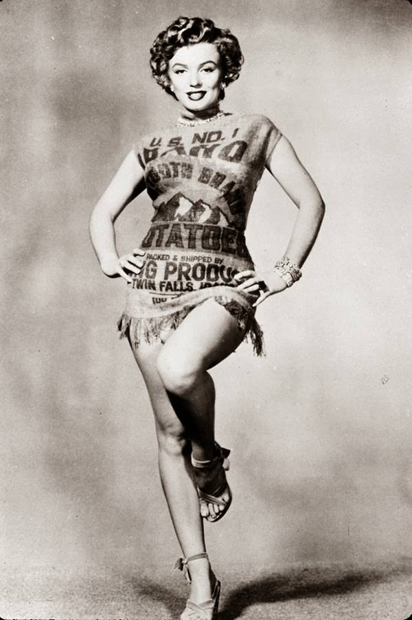 Marilyn Monroe In Potato Sack Dress In 1951 Proves That She Looked Beautiful In Anything Celebrities