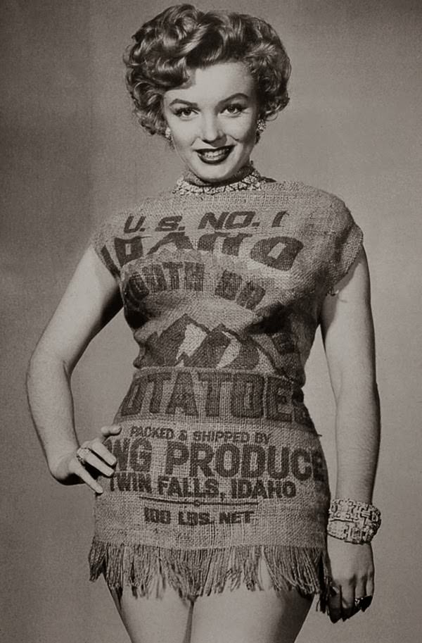 Marilyn Monroe In Potato Sack Dress In 1951 Proves That She Looked Beautiful In Anything Celebrities