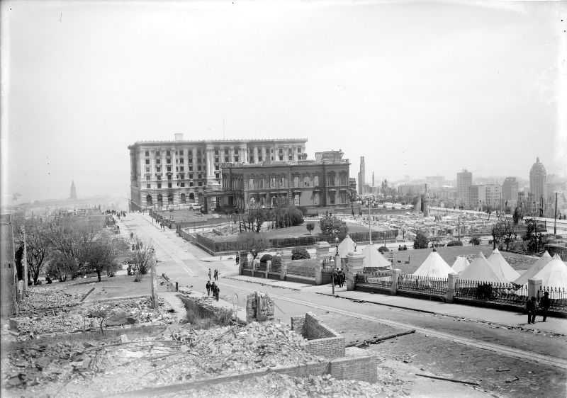 #21 Crocker Building on Market Street, 1906