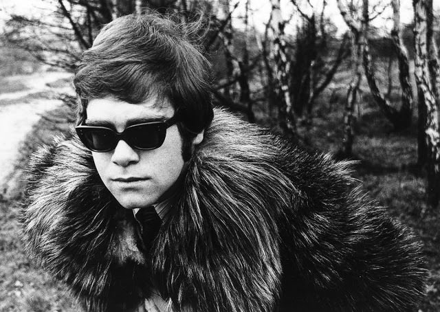 Elton John’s first photo shoot in 1968