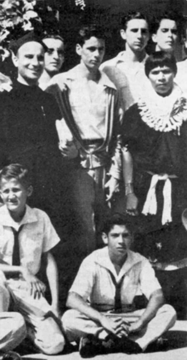 Young Fidel Castro: Rare Photos Of Cuban Leader From His Childhood To Adulthood Celebrities
