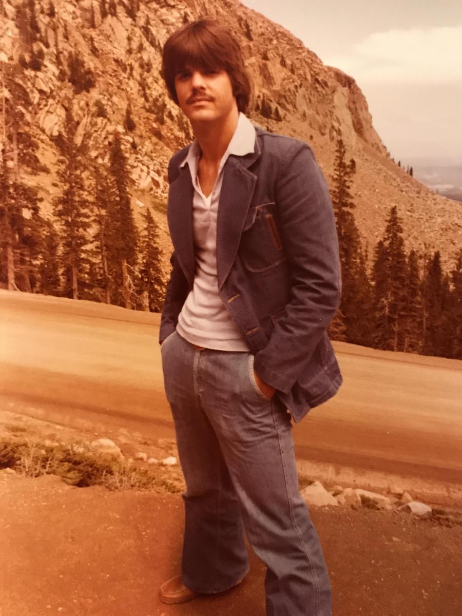 Cool Vintage Bell-Bottoms: These Pants Were All The Rage In The 1970s Fashion &; Culture