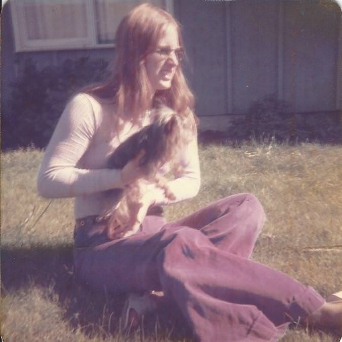 Cool Vintage Bell-Bottoms: These Pants Were All The Rage In The 1970s Fashion &; Culture