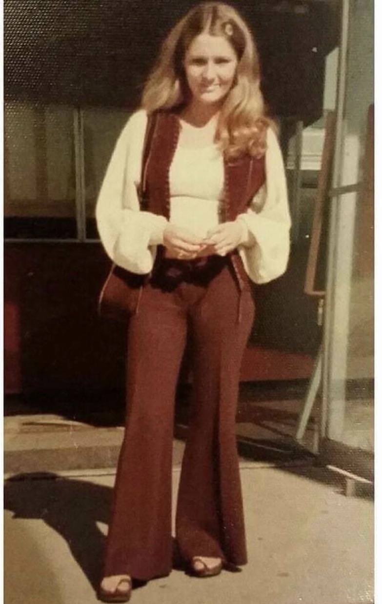 Cool Vintage Bell-Bottoms: These Pants Were All The Rage In The 1970s Fashion &; Culture