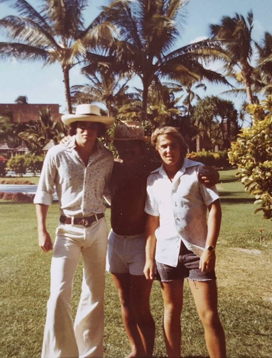 Cool Vintage Bell-Bottoms: These Pants Were All The Rage In The 1970s Fashion &; Culture