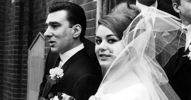 #19 Frances Shea and gangster Reggie Kray on their wedding day, April 20th, 1965