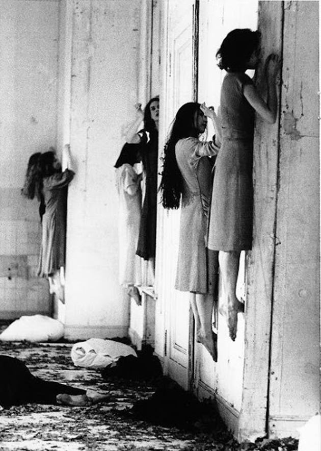 Funny Vintage Photos Taken At Just The Right Moment Funny