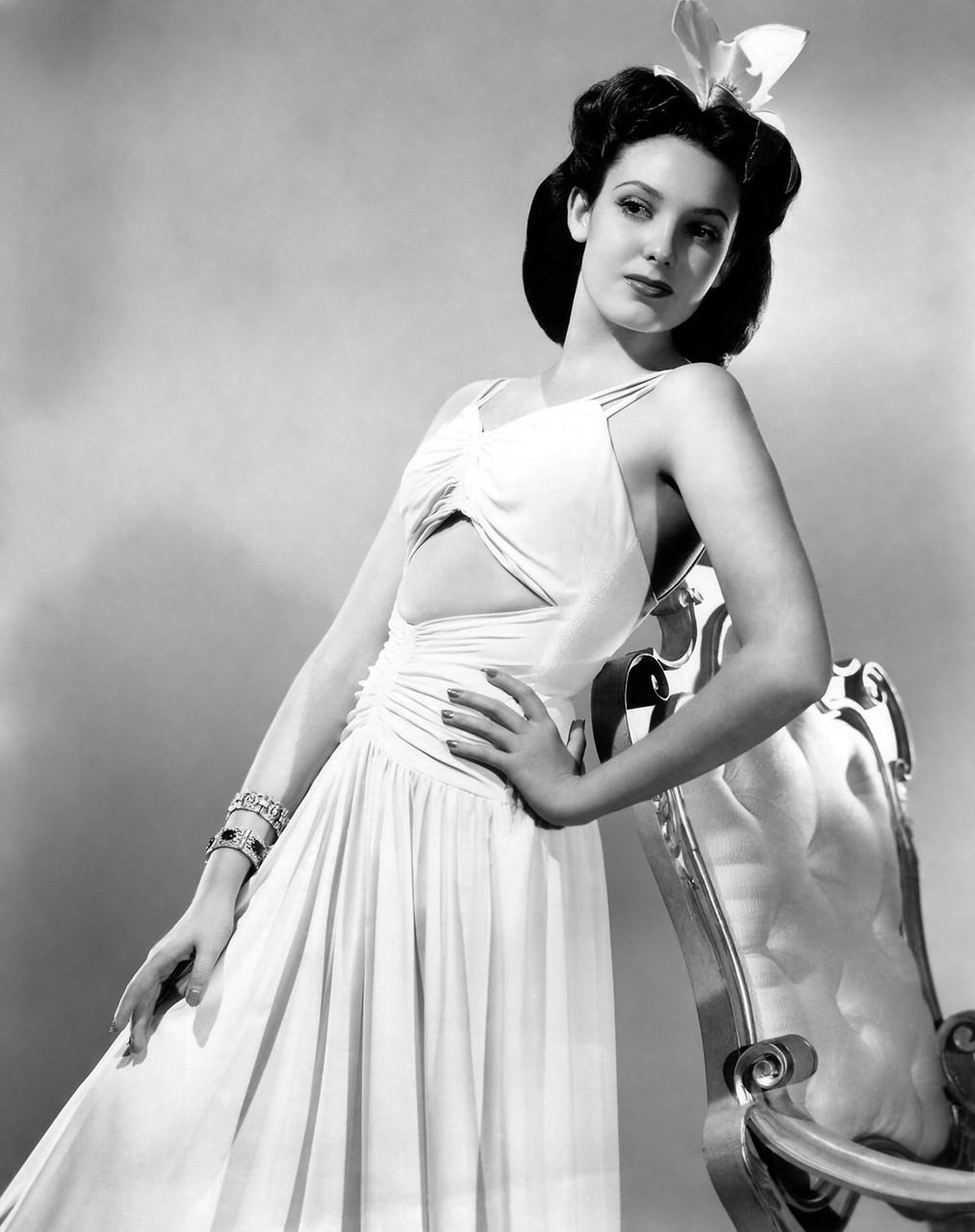 Tragic Story And Photos Of Linda Darnell, The Girl With The Perfect Face Celebrities