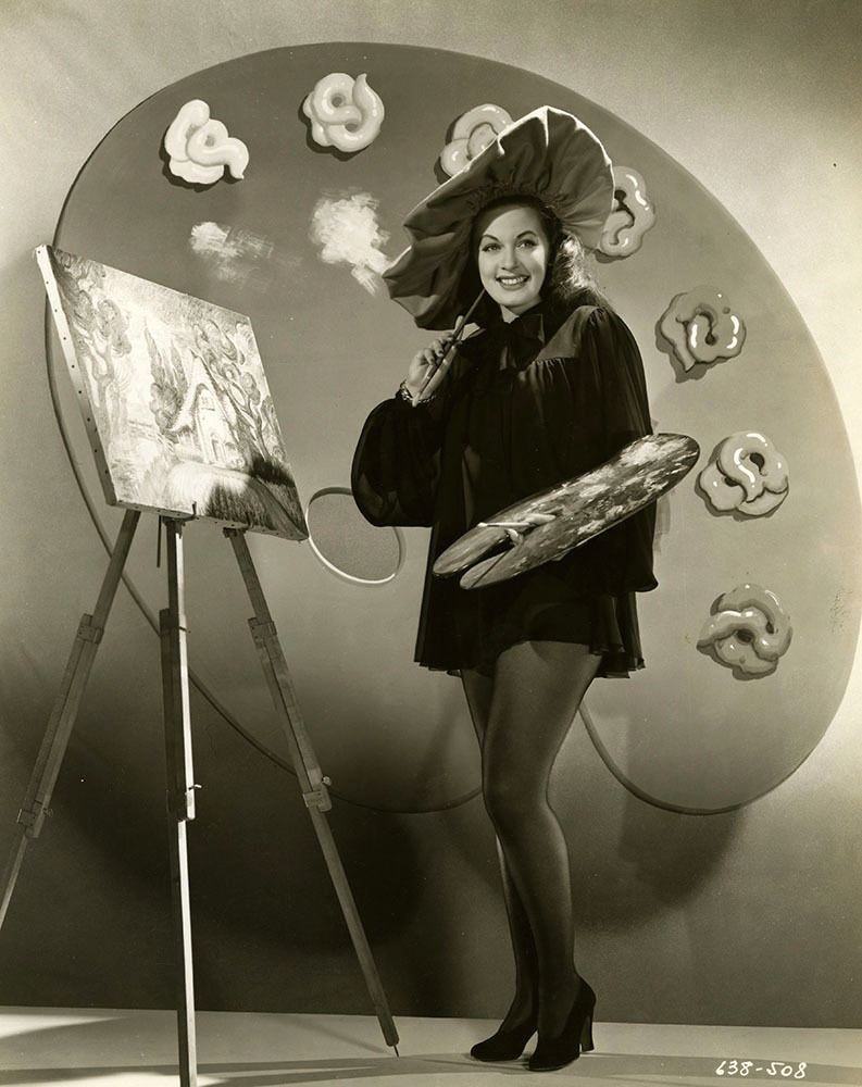 Tragic Story And Photos Of Linda Darnell, The Girl With The Perfect Face Celebrities