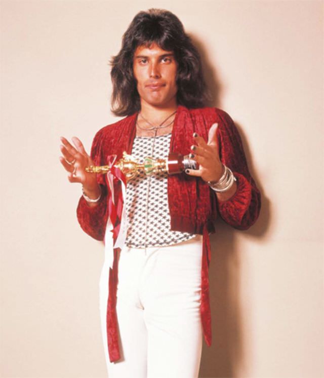 Young Freddie Mercury: Cool Photos Of Ultimate Rock God From His Life Music