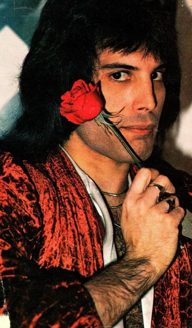 Young Freddie Mercury: Cool Photos Of Ultimate Rock God From His Life Music
