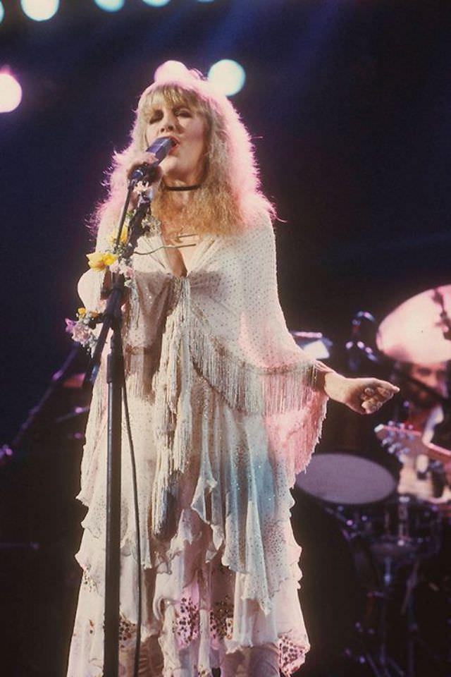Young Stevie Nicks: Gorgeous Photos Of Female Rockstar Who Shaped Rock ‘N’ Roll Music