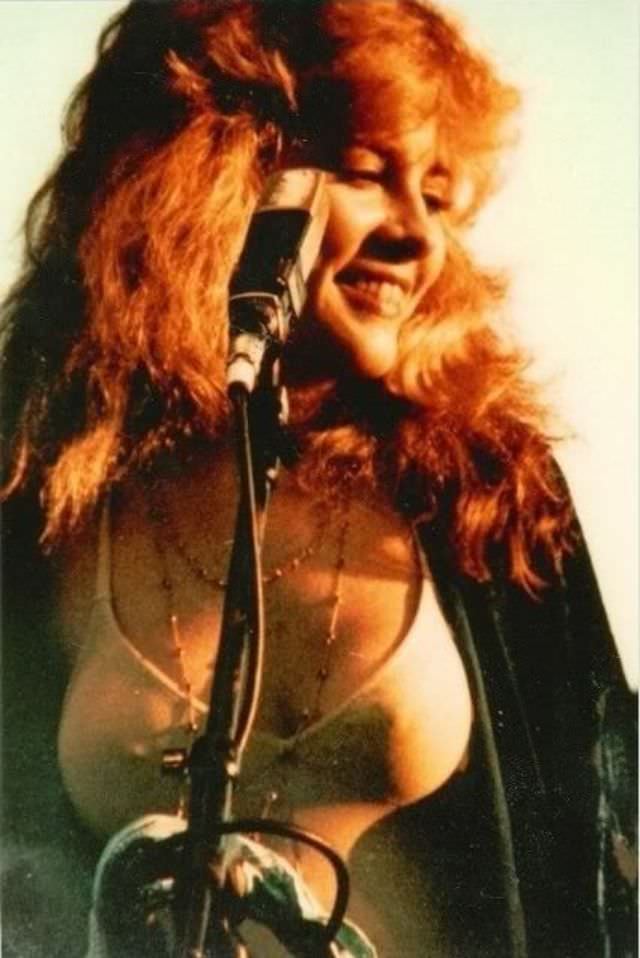 Young Stevie Nicks: Gorgeous Photos Of Female Rockstar Who Shaped Rock ‘N’ Roll Music