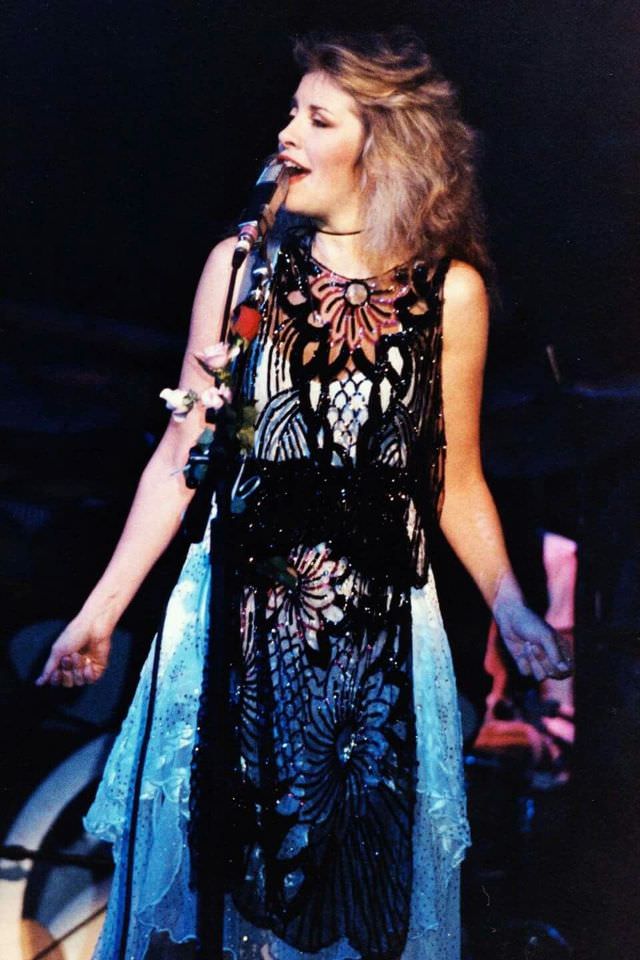 Young Stevie Nicks: Gorgeous Photos Of Female Rockstar Who Shaped Rock ‘N’ Roll Music