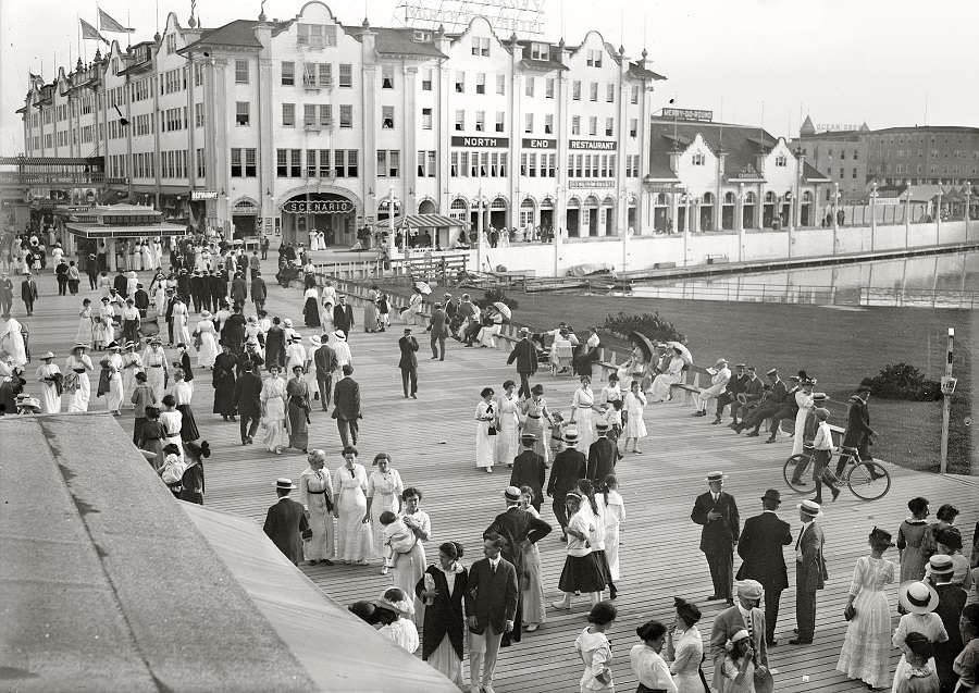 #3 The North End Hotel on the Ocean Grove side of the boardwalk, Asbury Park, 1914