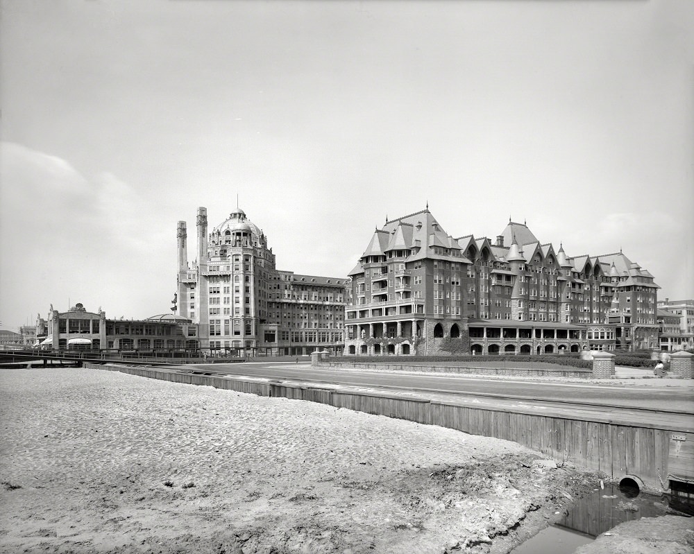 #36 Marlborough-Blenheim Hotel, Atlantic City, The Jersey Shore circa 1905