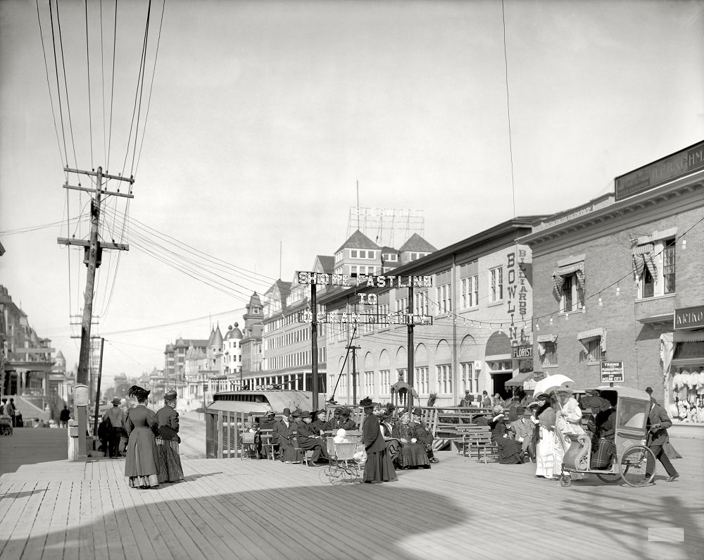#44 Virginia Avenue from the Boardwalk, Atlantic City, 1908