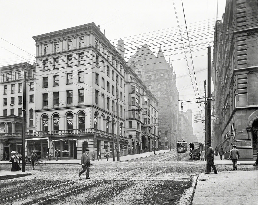 #50 Burnet House and Chamber of Commerce, Cincinnati, 1900
