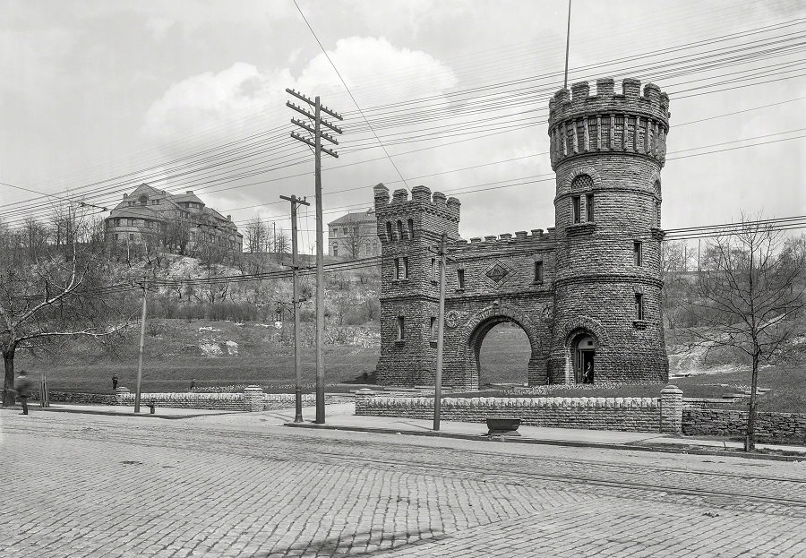 #13 Elsinore Tower entrance, Eden Park, Cincinnati circa 1904