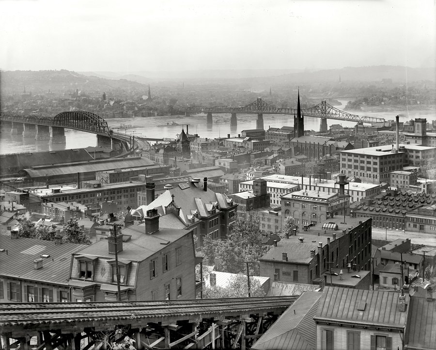 #45 Cincinnati from Mount Adams, circa 1909