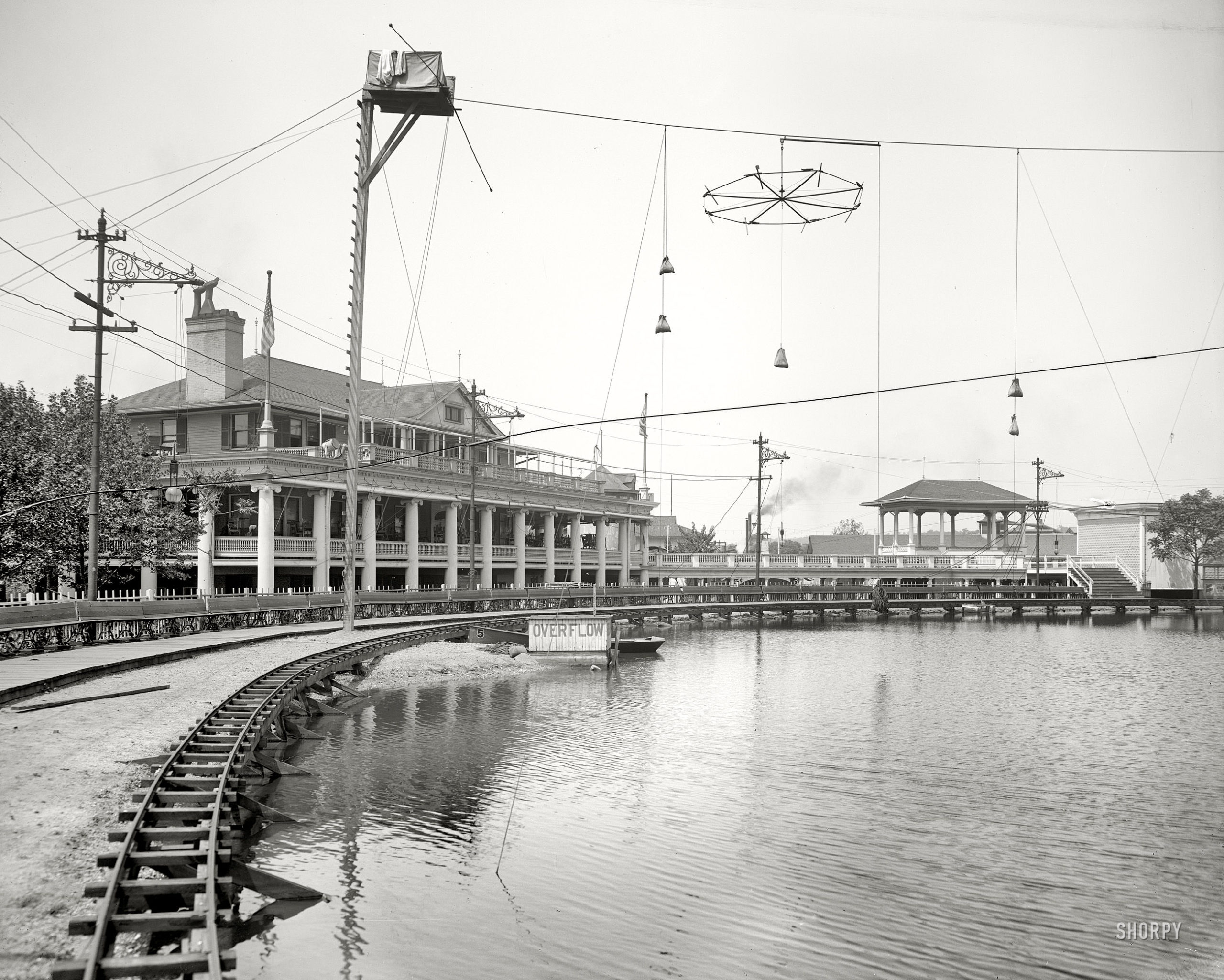 #28 Lake and clubhouse, Chester Park, , Cincinnati circa 1906