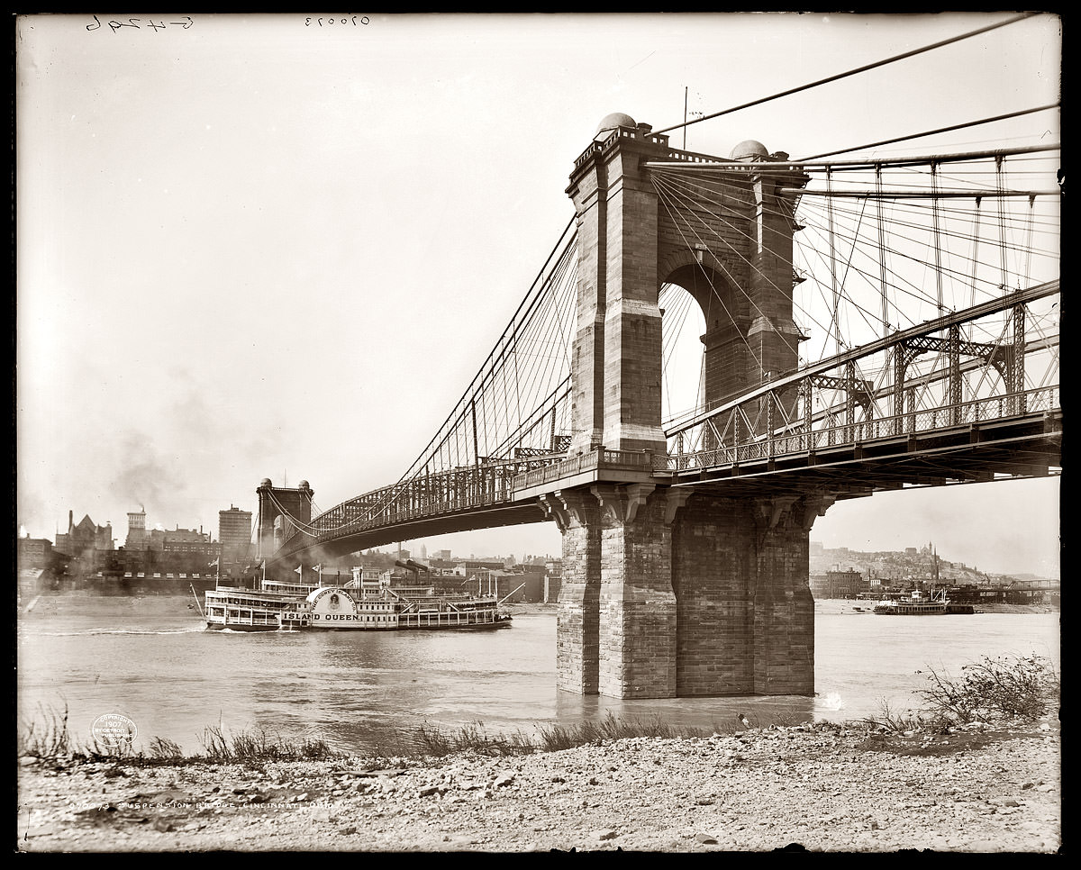 #32 The Coney Island, Cincinnati in 1907.