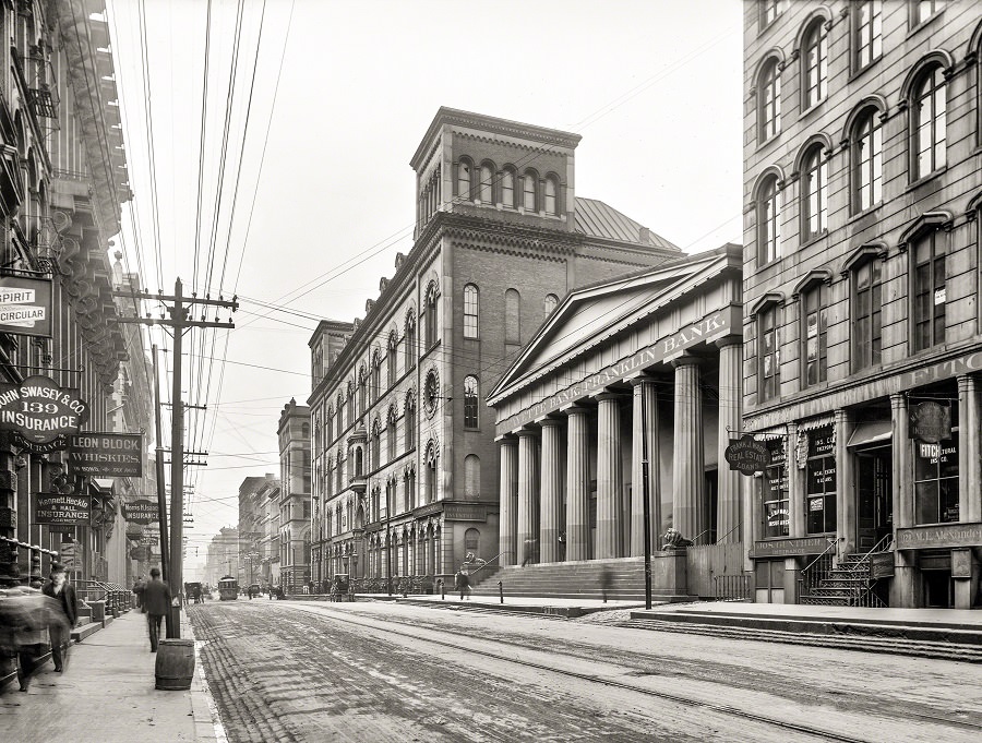 #15 Lafayette and Franklin Banks and Masonic Temple, Third Street, Cincinnati circa 1900