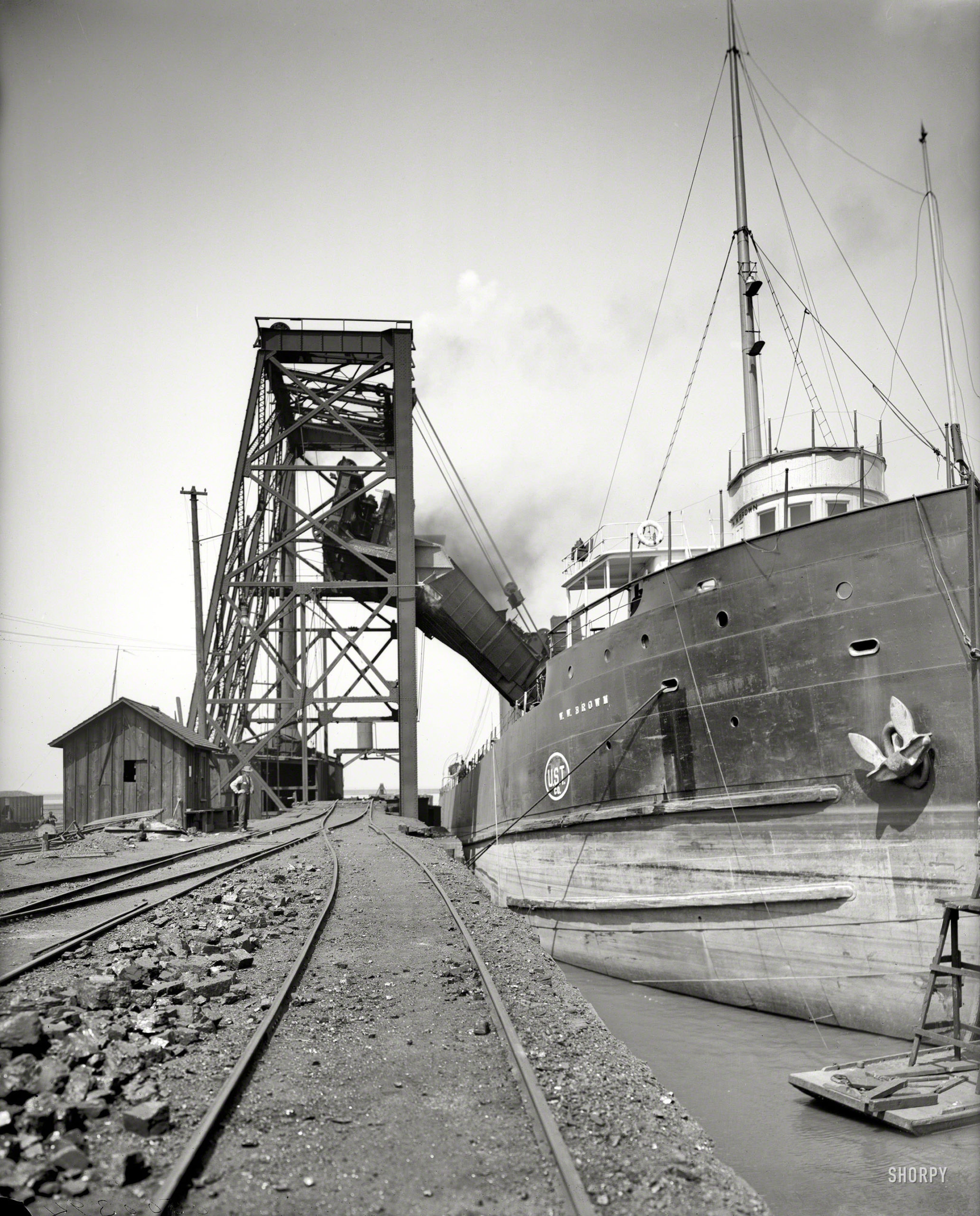 #46 Freighter W.W. Brown taking on coal, Cleveland circa 1910