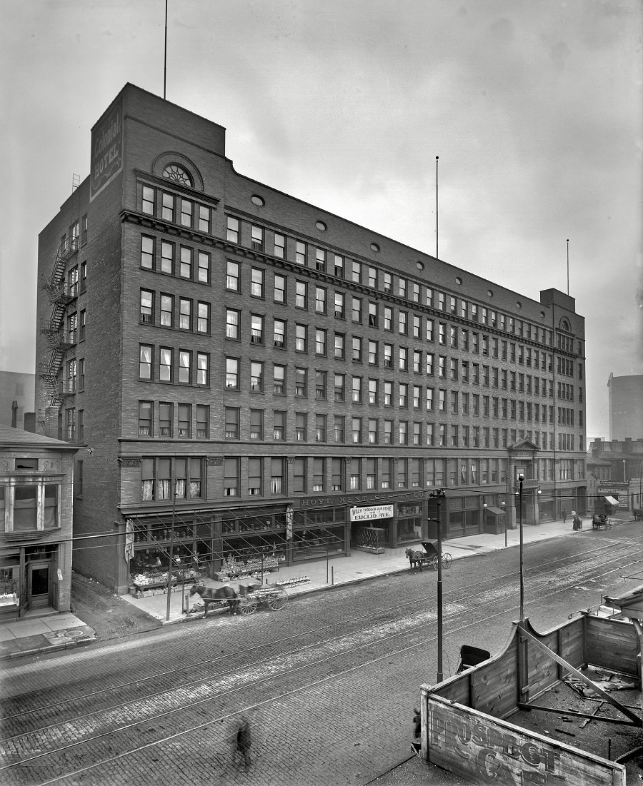 #56 Colonial Hotel, Cleveland, 1900