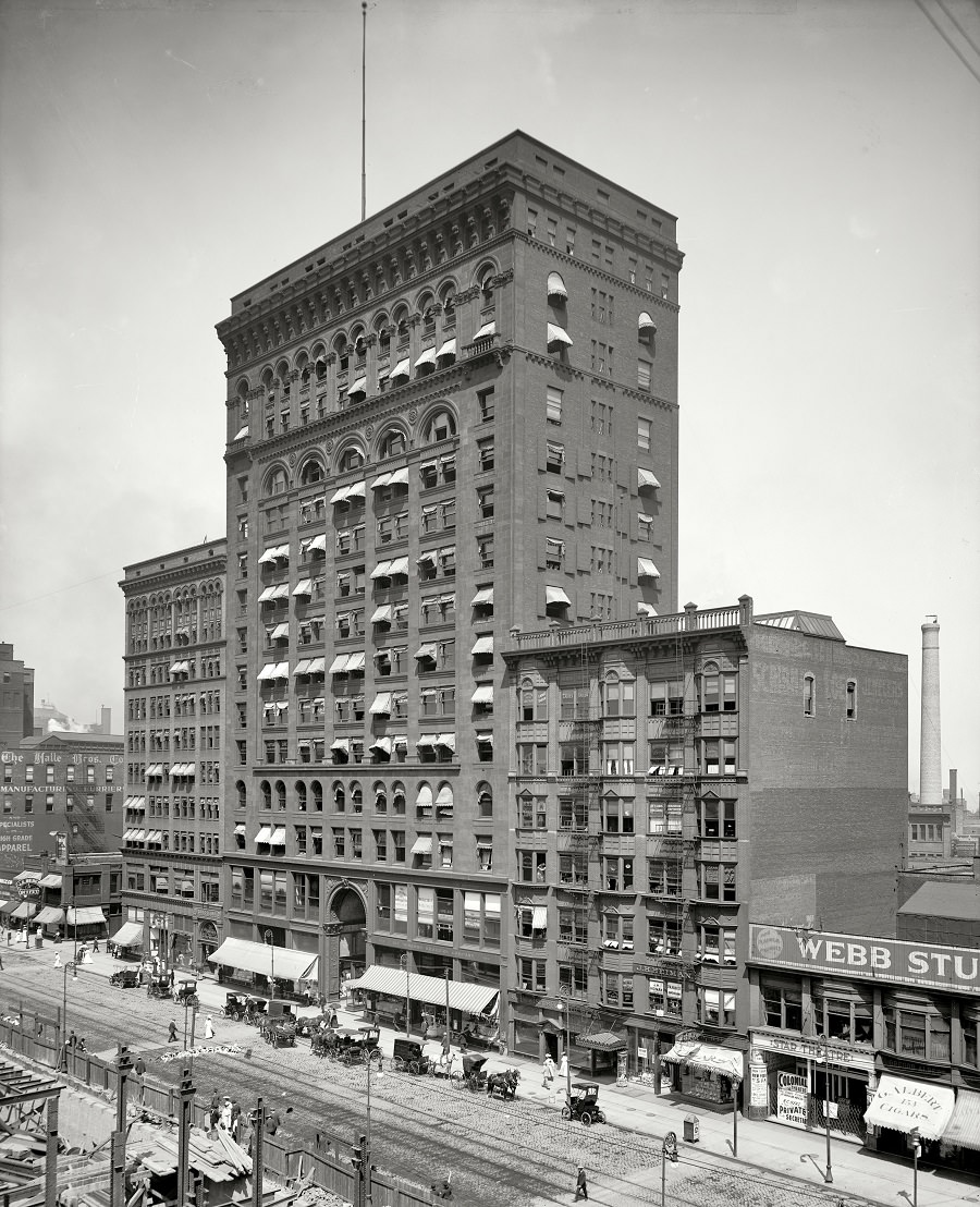 #57 New England Building, Euclid Avenue, Cleveland circa 1908