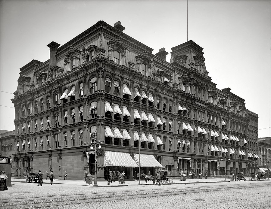 #39 City Hall, Cleveland, 1905