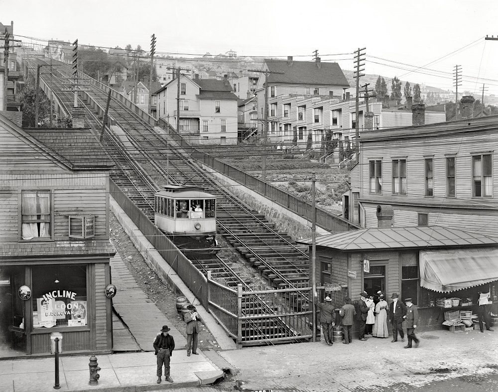 #5 Up the incline railway from Superior Street, Duluth, Minnesota, 1907