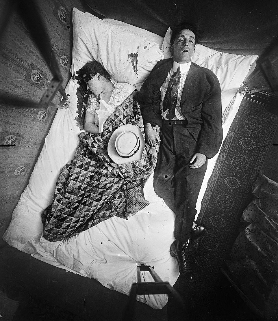 A bloodied couple lying dead in bed was titled ‘Double Homicide’, 1910