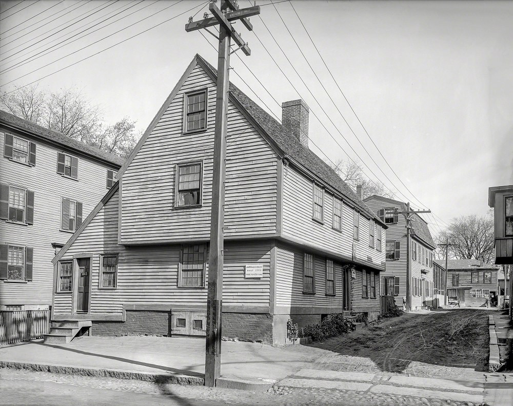 #15 John Ward house at Prison Lane, Salem, Massachusetts, circa 1906