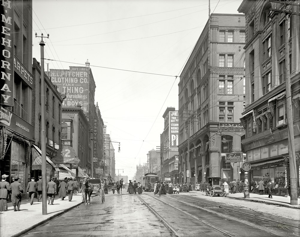 #9 Walnut Street, Kansas City, Missouri, circa 1906