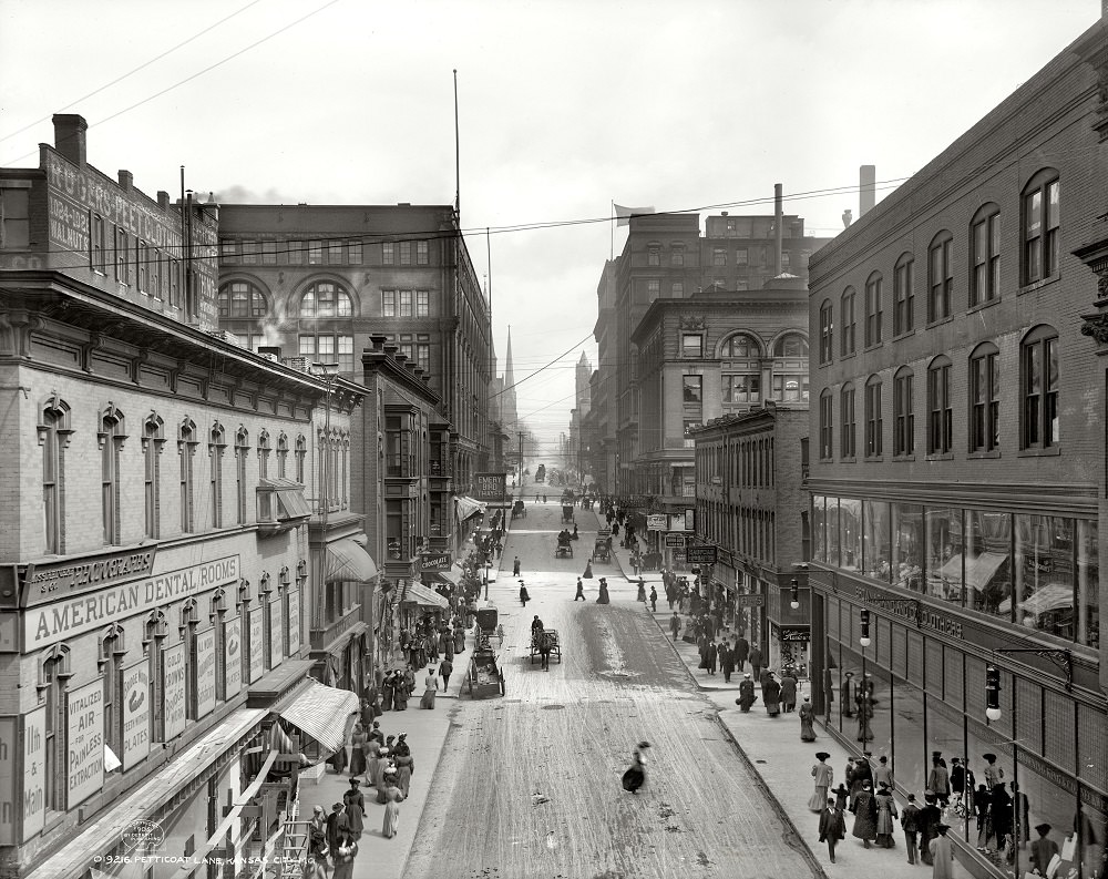 #12 Petticoat Lane, Kansas City, Missouri, circa 1906