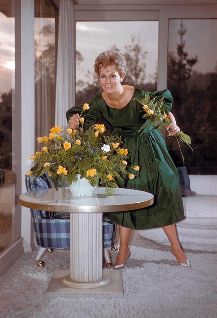 #38 Kim Novak at her home November 26, 1958.