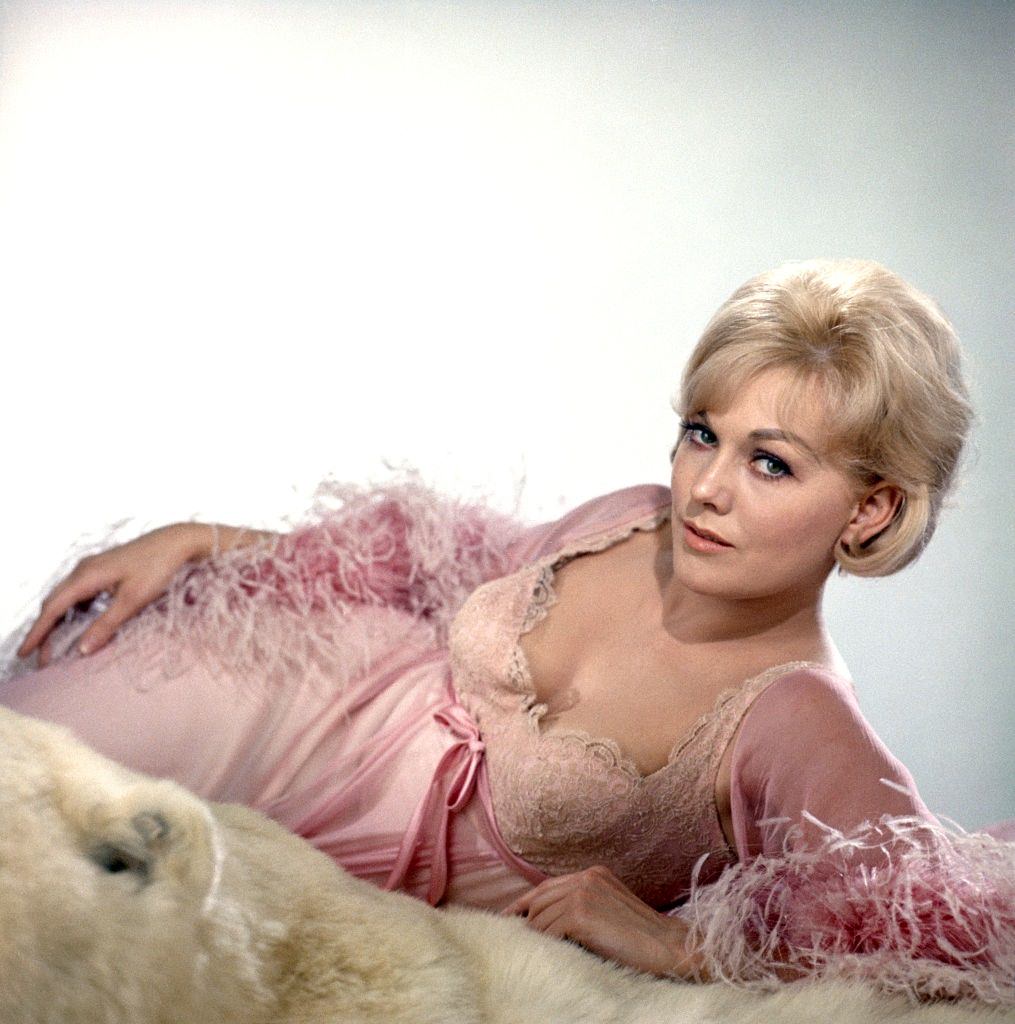 #39 Kim Novak on the set of Boys’ Night Out