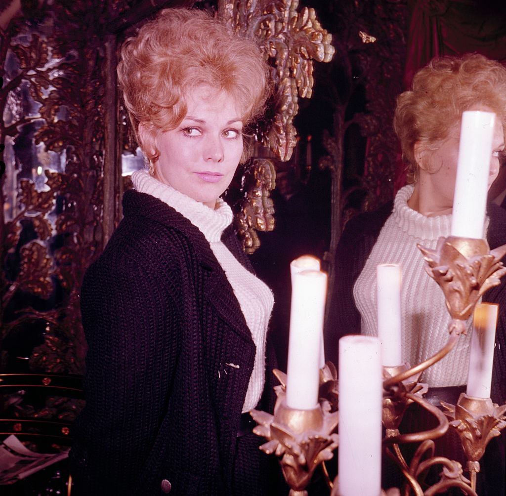 #9 Kim Novak on the set of Boys’ Night Out