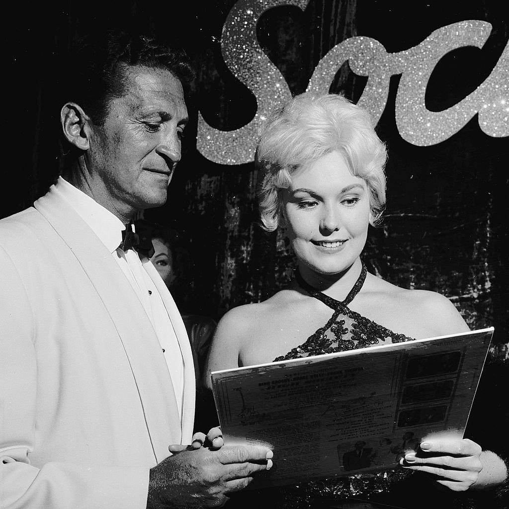 #46 Kim Novak in an event with Mac Krim in Los Angeles