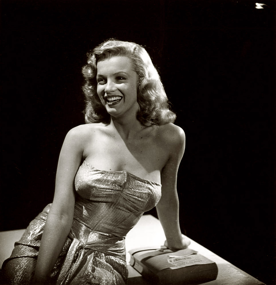 #41 Movie starlet Marilyn Monroe, Hollywood, February 1947